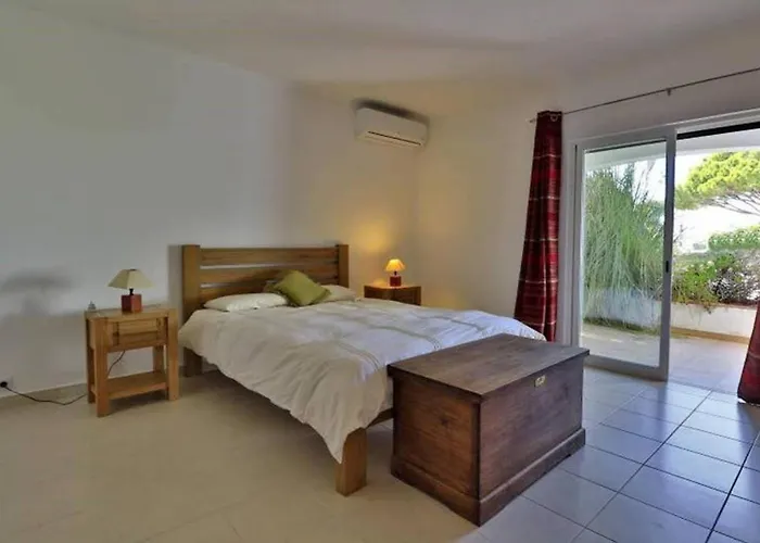 Willa Charming Casa 832a 3 Bedrooms Vale do Lobo