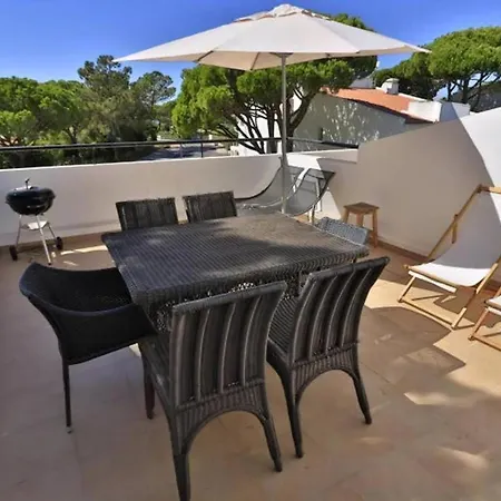 Charming Casa 832a 3 Bedrooms Short Walk To Praca Vale do Lobo