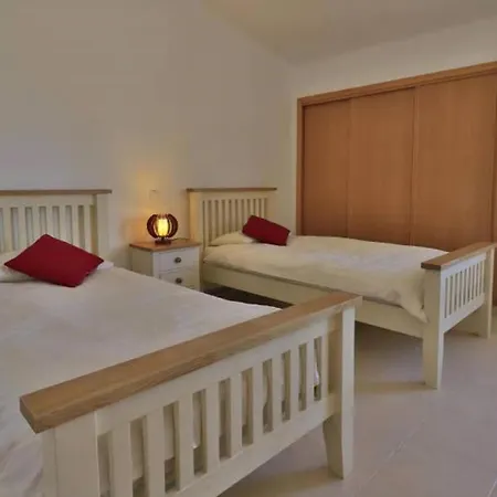Charming Casa 832a 3 Bedrooms Short Walk To Praca * Vale do Lobo